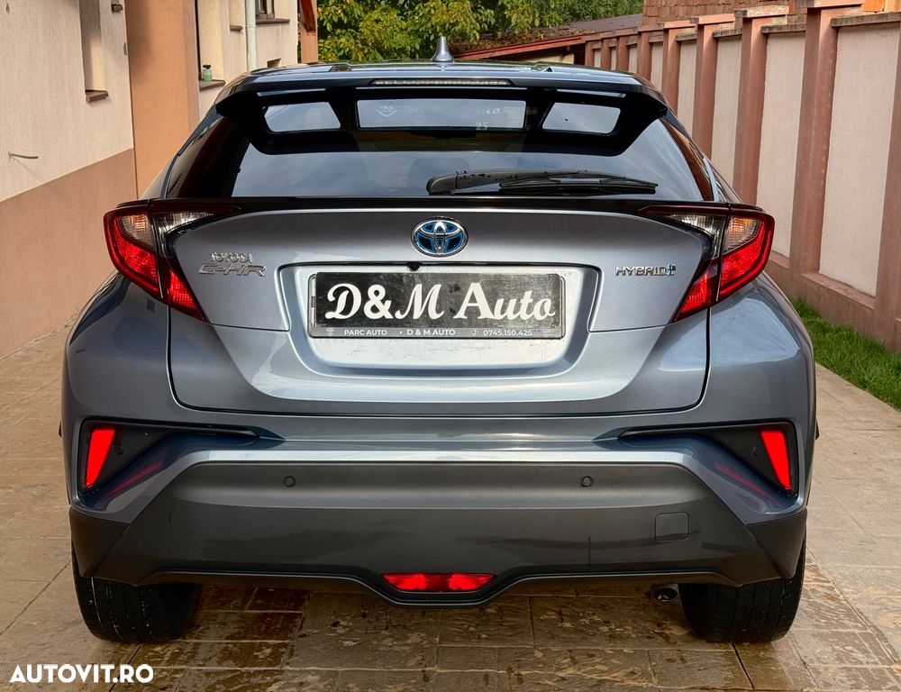 Toyota C-HR - 11