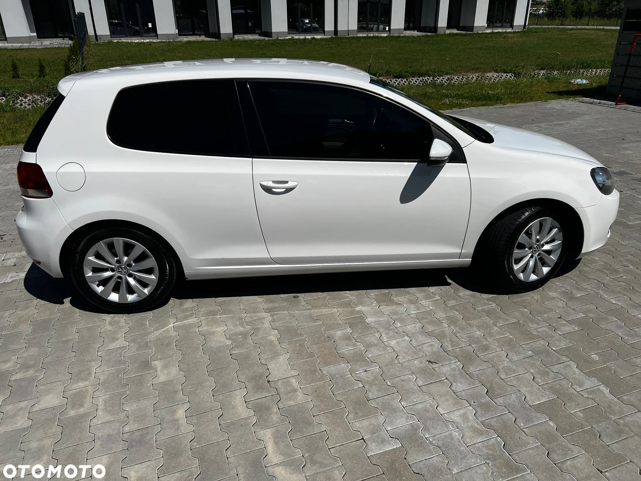 Volkswagen Golf 1.6 DSG Comfortline - 3