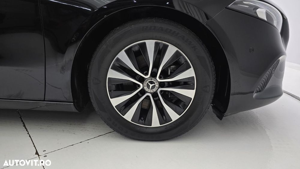 Mercedes-Benz A 200 Sedan 7G-DCT Lim. AMG Line Advanced Plus - 23