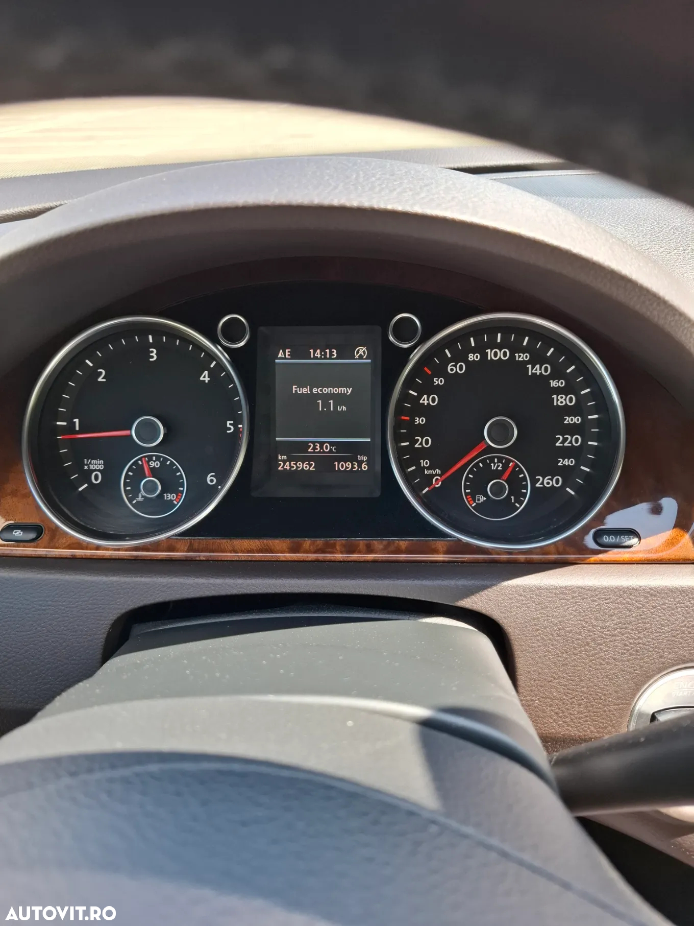 Volkswagen Passat 2.0 TDI BlueMotion Tehnology Highline - 14