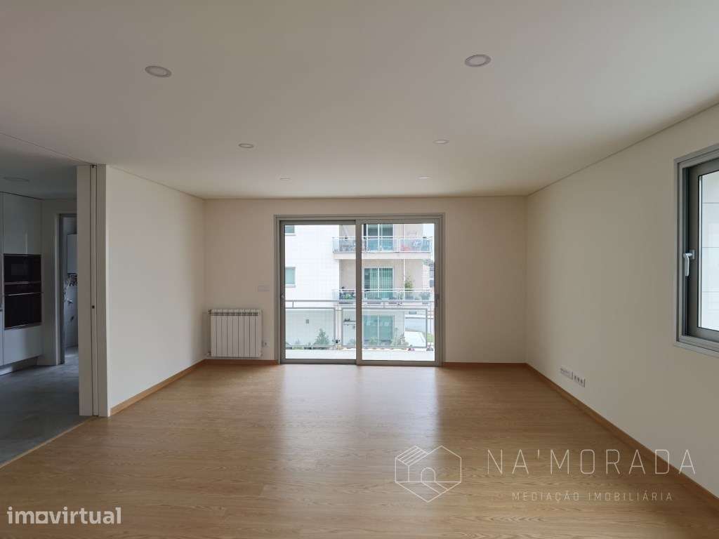 Apartamento T3 semi-novo para arrendamento I Passionistas - Grande imagem: 2/24