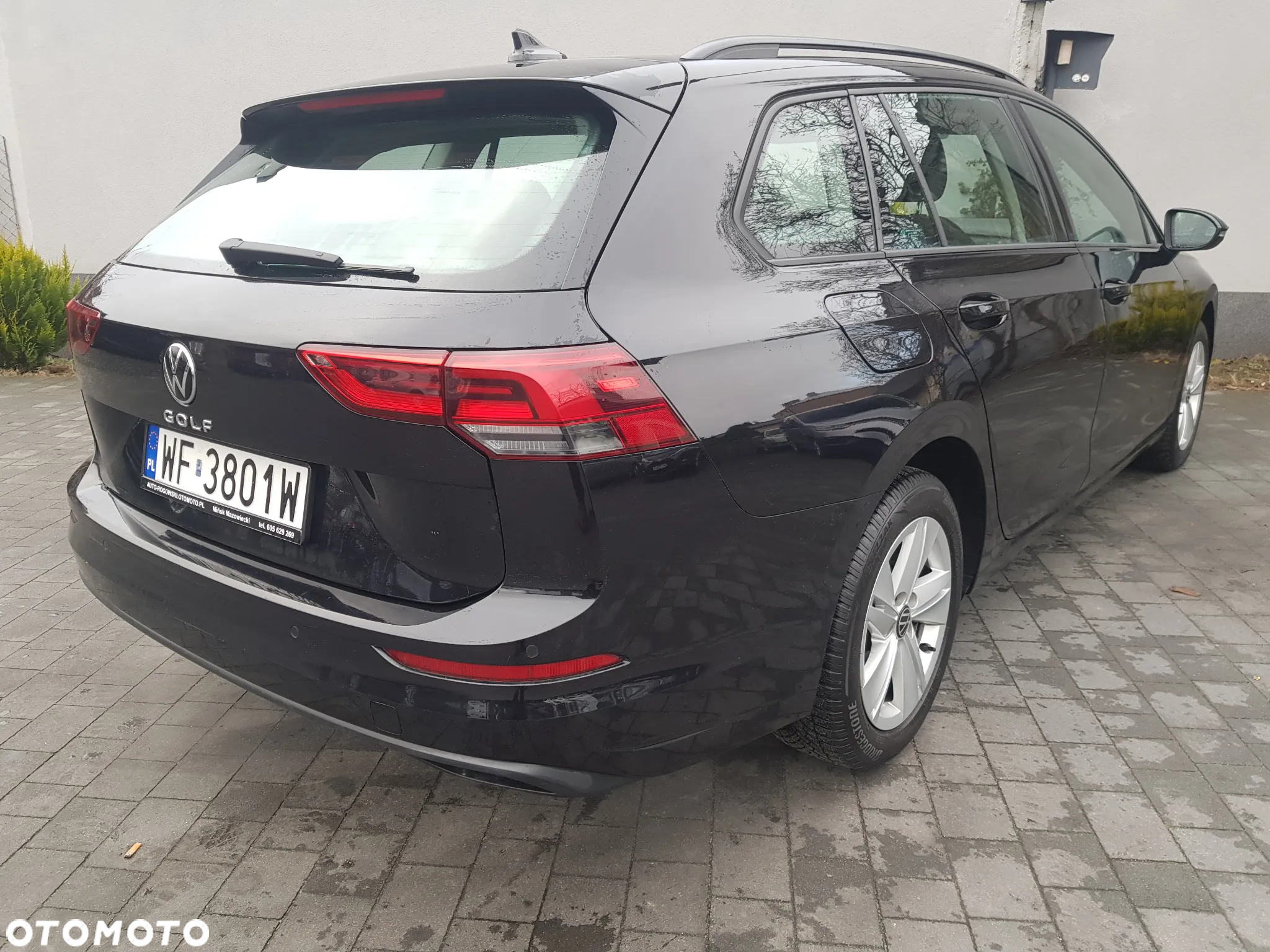 Volkswagen Golf VIII 1.5 TSI EVO Life - 10
