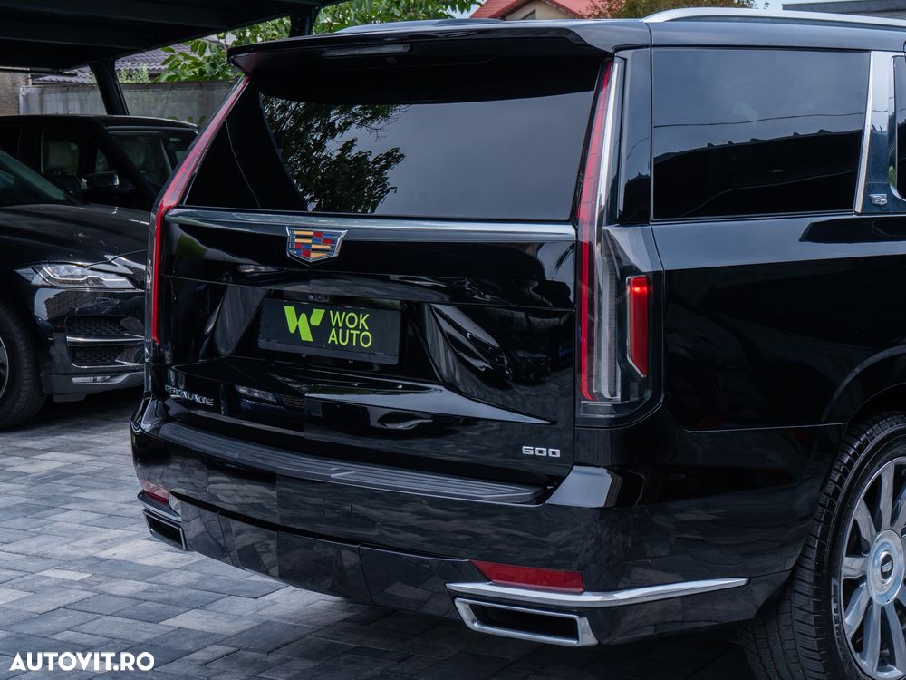 Cadillac Escalade - 11
