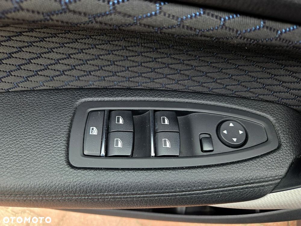BMW Seria 1 118d M Sport - 16