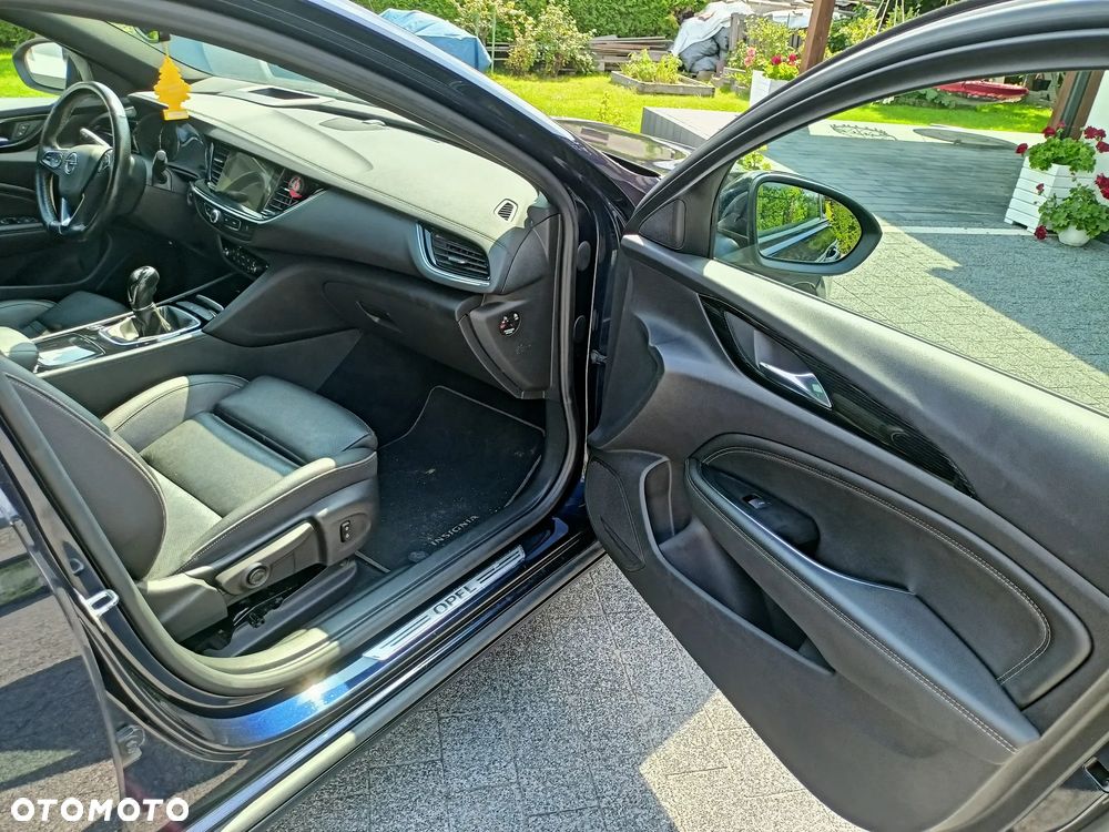 Opel Insignia - 30