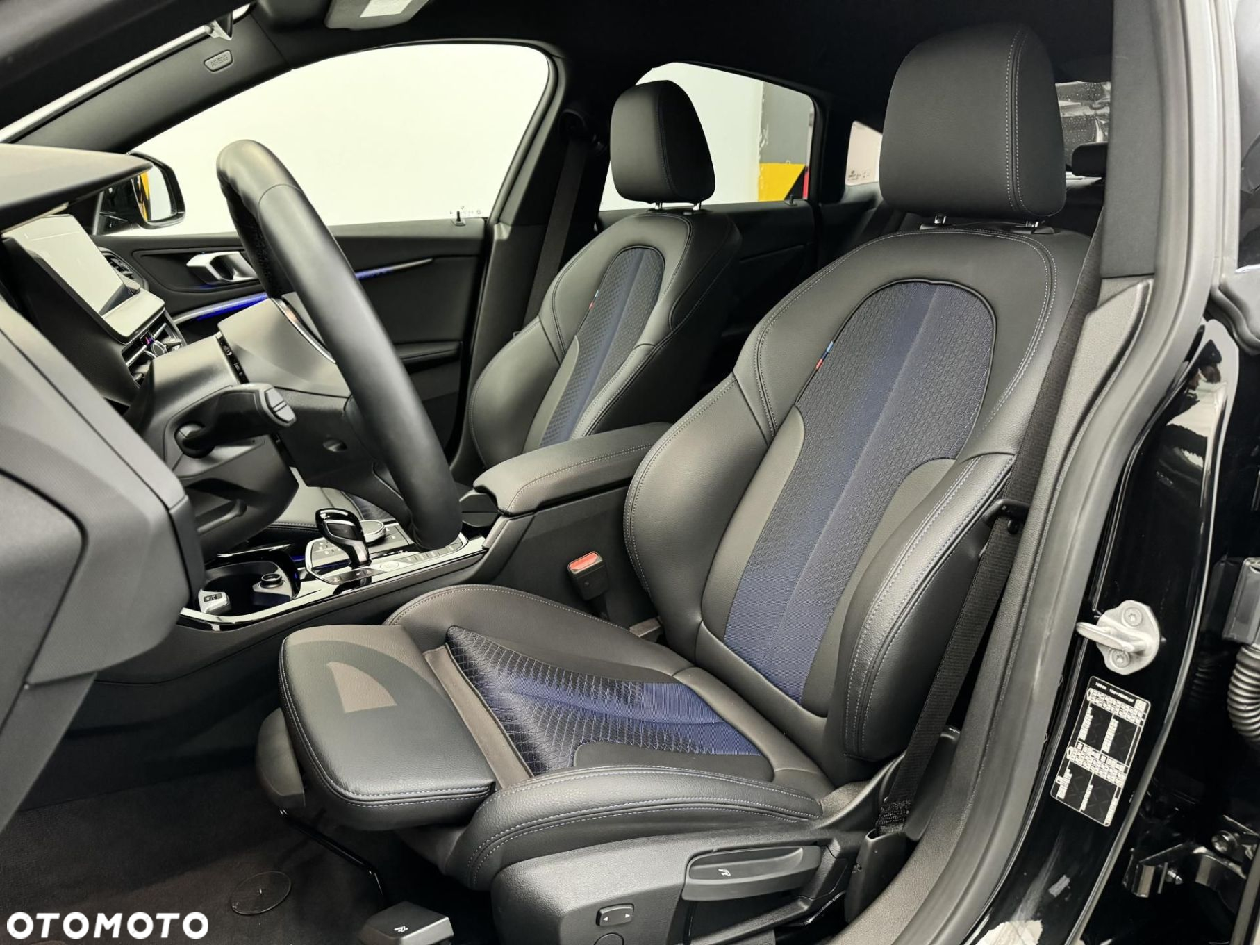 BMW Seria 2 - 12
