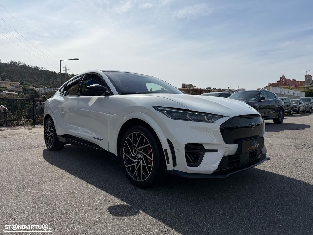 Ford Mustang Mach-E - 7