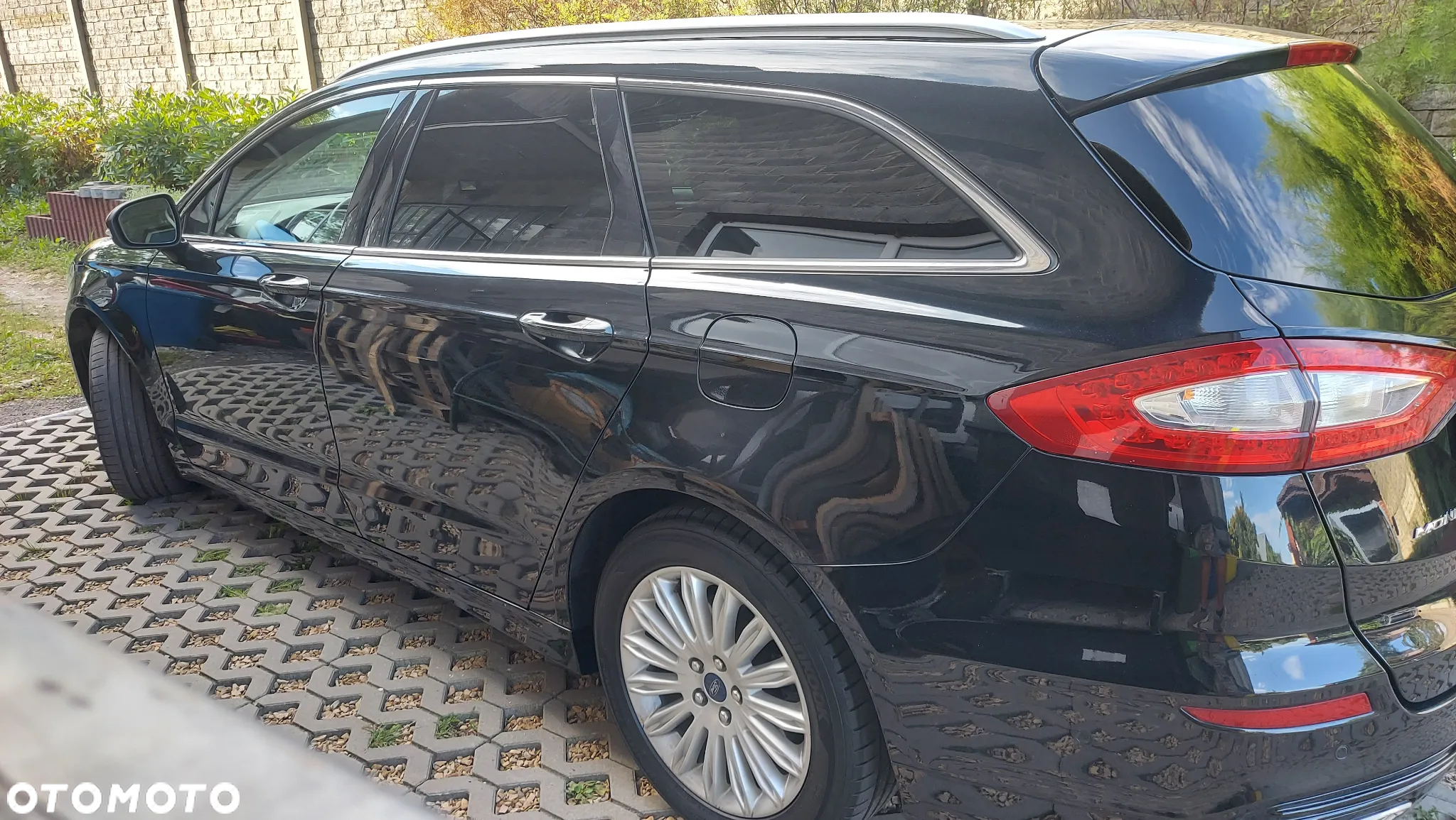 Ford Mondeo 2.0 TDCi Start-Stopp PowerShift-Aut Titanium - 2
