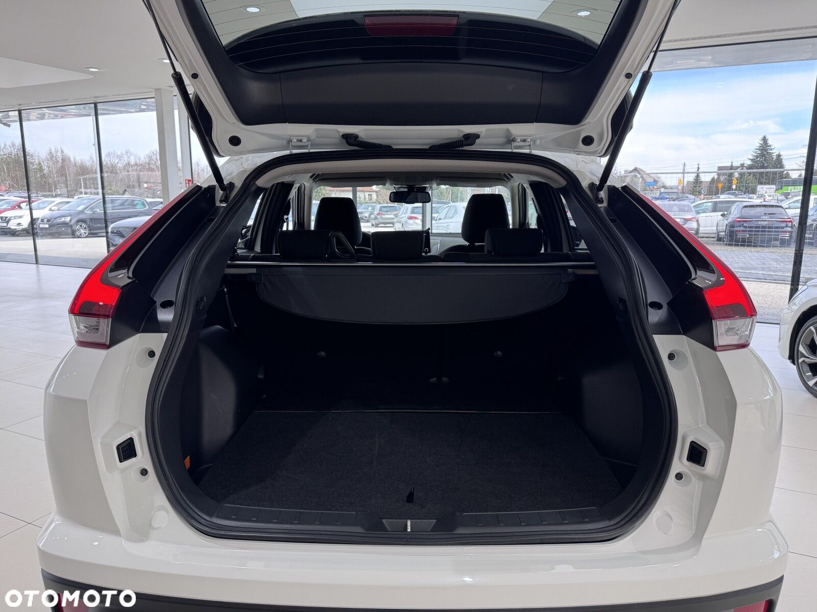Mitsubishi Eclipse Cross - 17