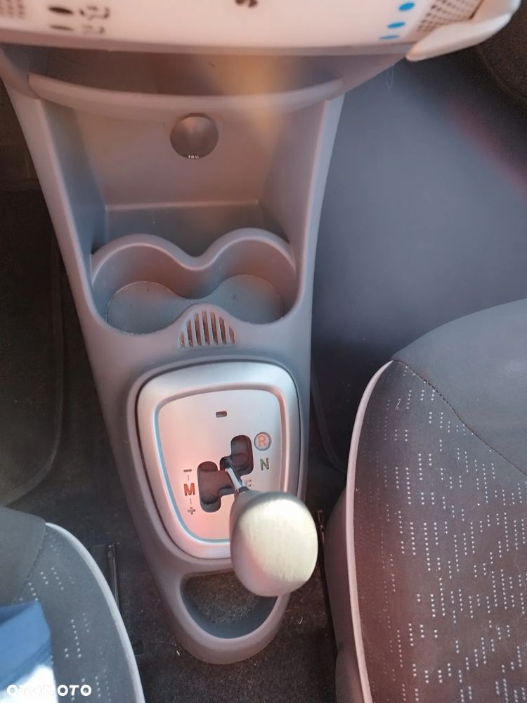 Peugeot 107 70 2-Tronic Filou - 7