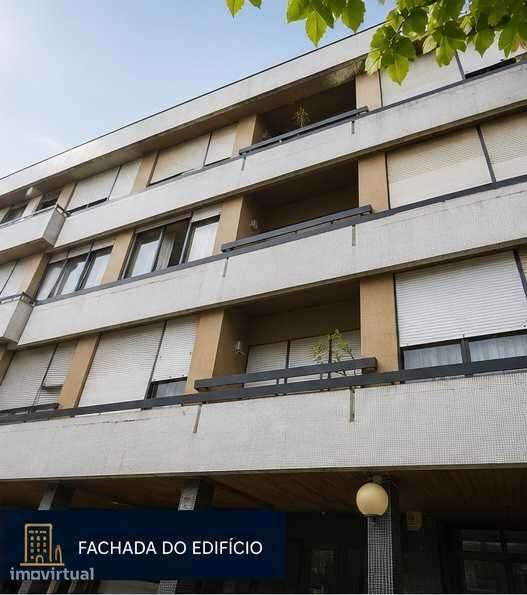 T3 com 156,8 m² na Praça do Município | Elevador + Lugar de Garagem - Grande imagem: 3/5