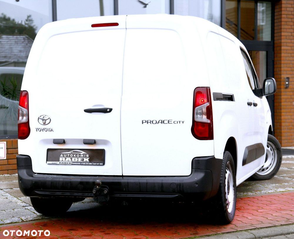 Toyota Proace City - 21