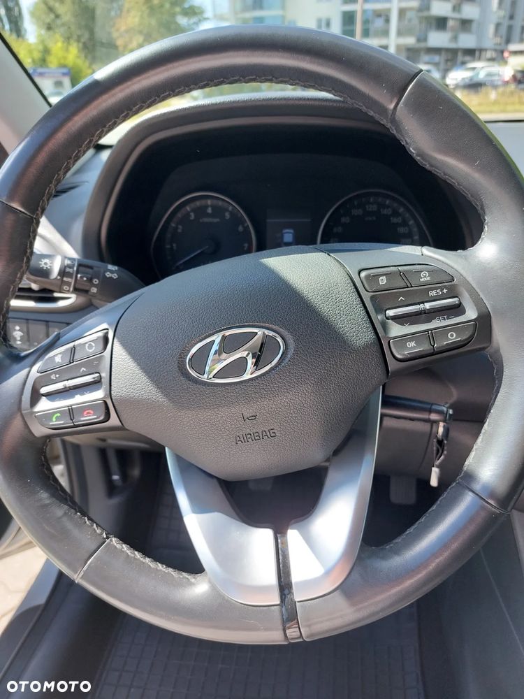 Hyundai i30 1.4 Classic + - 10