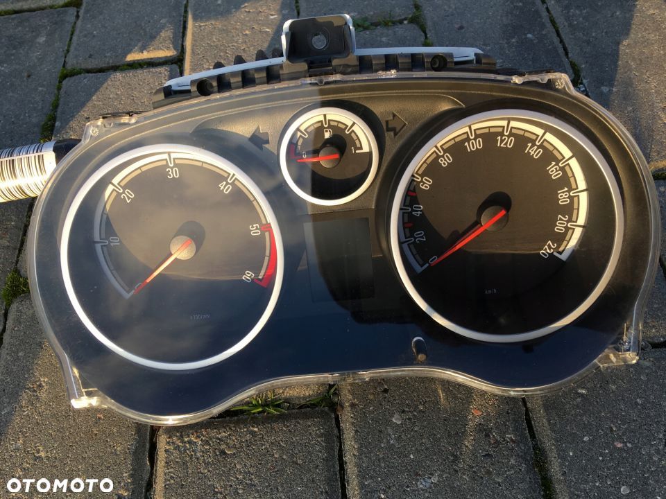 OPEL CORSA D LICZNIK ZEGAR 13312051 TW EUROPA - 1