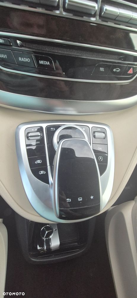 Mercedes-Benz Klasa V 250 (BlueTEC) d Avantgarde 7G-Tronic (d³ugi) - 17