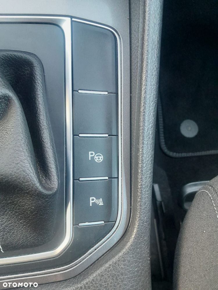 Volkswagen Golf Sportsvan 1.4 TSI (BlueMotion Technology) DSG Sound - 23