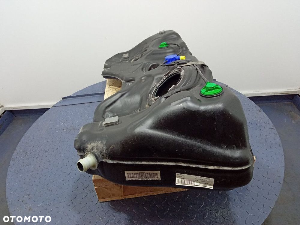 BMW 1 F40 118i 1.5 B ZBIORNIK BAK PALIWA 7460936 - 5