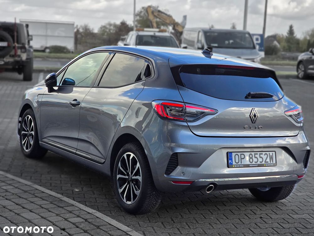 Renault Clio - 12