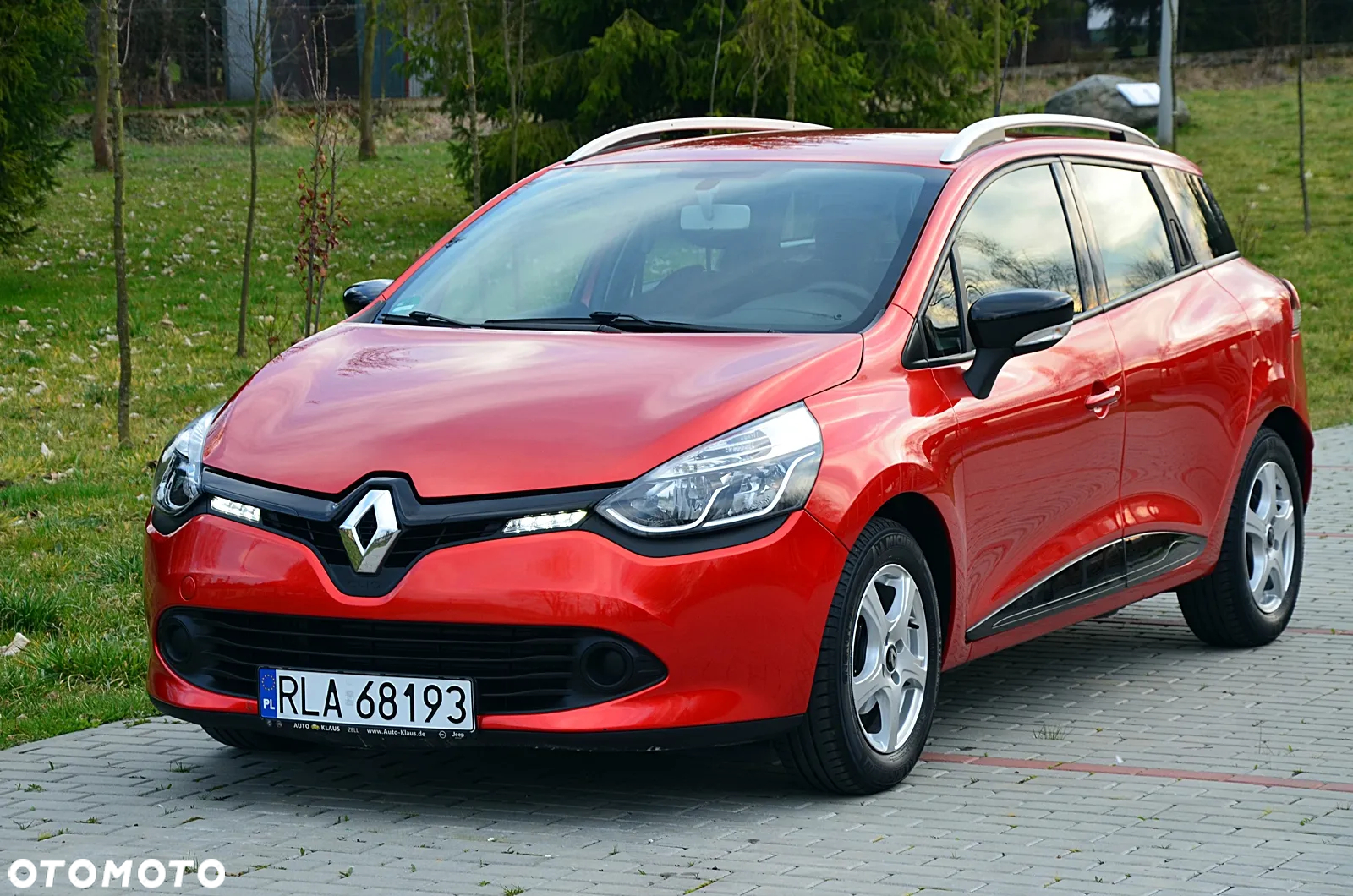 Renault Clio - 10