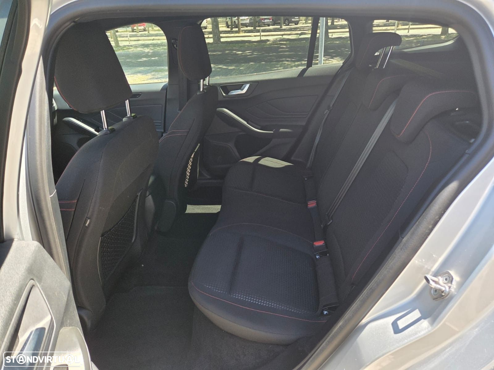 Ford Focus SW 1.5 TDCi EcoBlue ST-Line Aut. - 4