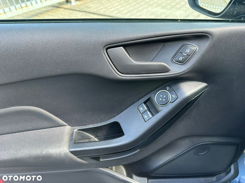 Ford Fiesta - 22