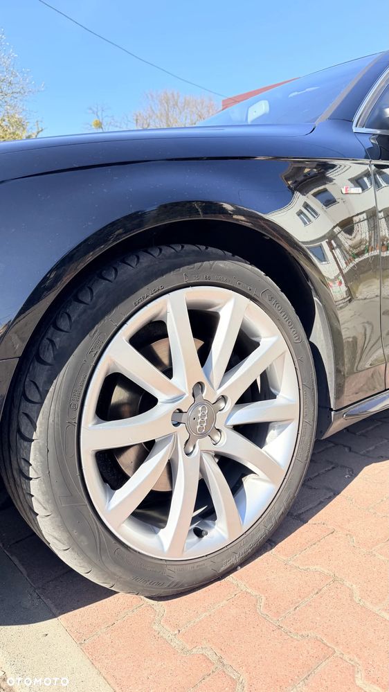 Audi A4 Avant 2.0 TDI Quattro S tronic - 15