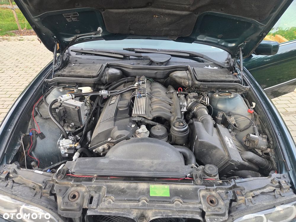 BMW Seria 5 520i - 12