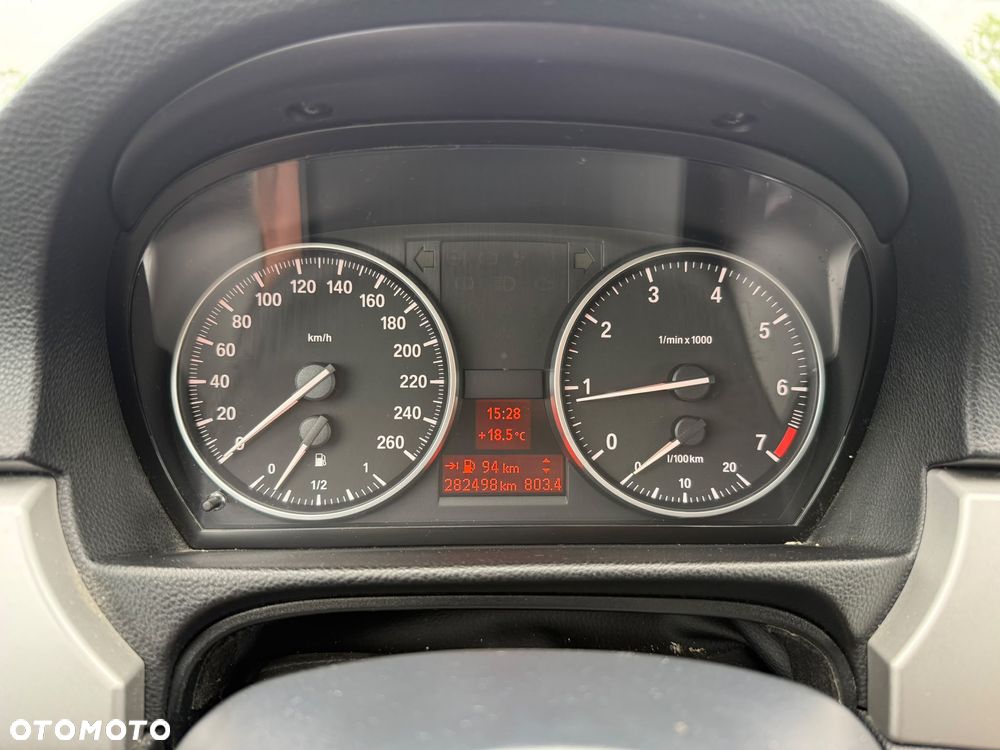 BMW Seria 3 318i - 14