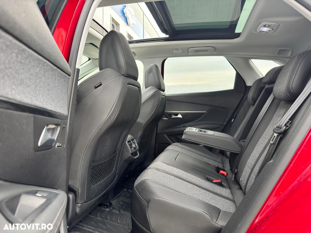 Peugeot 3008 PHEV EAT8 Allure - 14