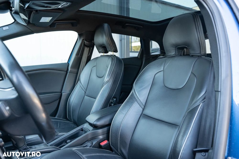 Volvo V40 T3 Geartronic RDesign - 6