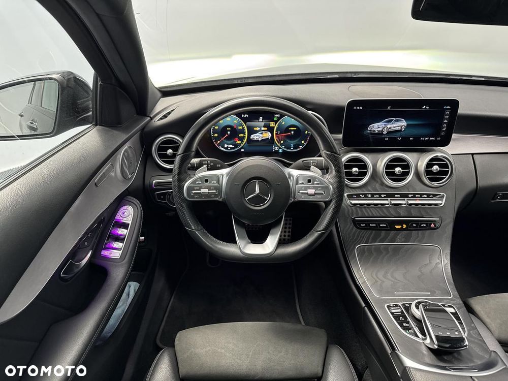 Mercedes-Benz Klasa C 200 d 9G-TRONIC AMG Line - 23