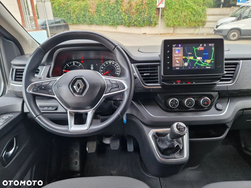 Renault Trafic SpaceClass 2.0 dCi - 12