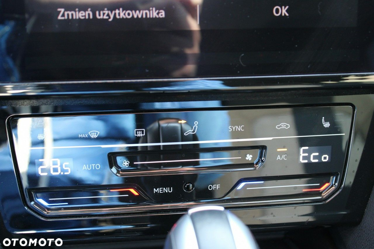 Volkswagen Passat - 29