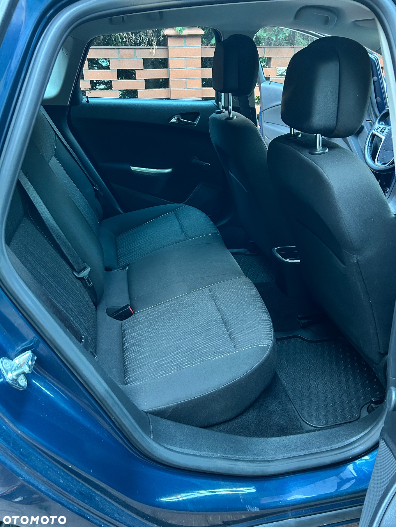 Opel Astra III 1.6 - 12