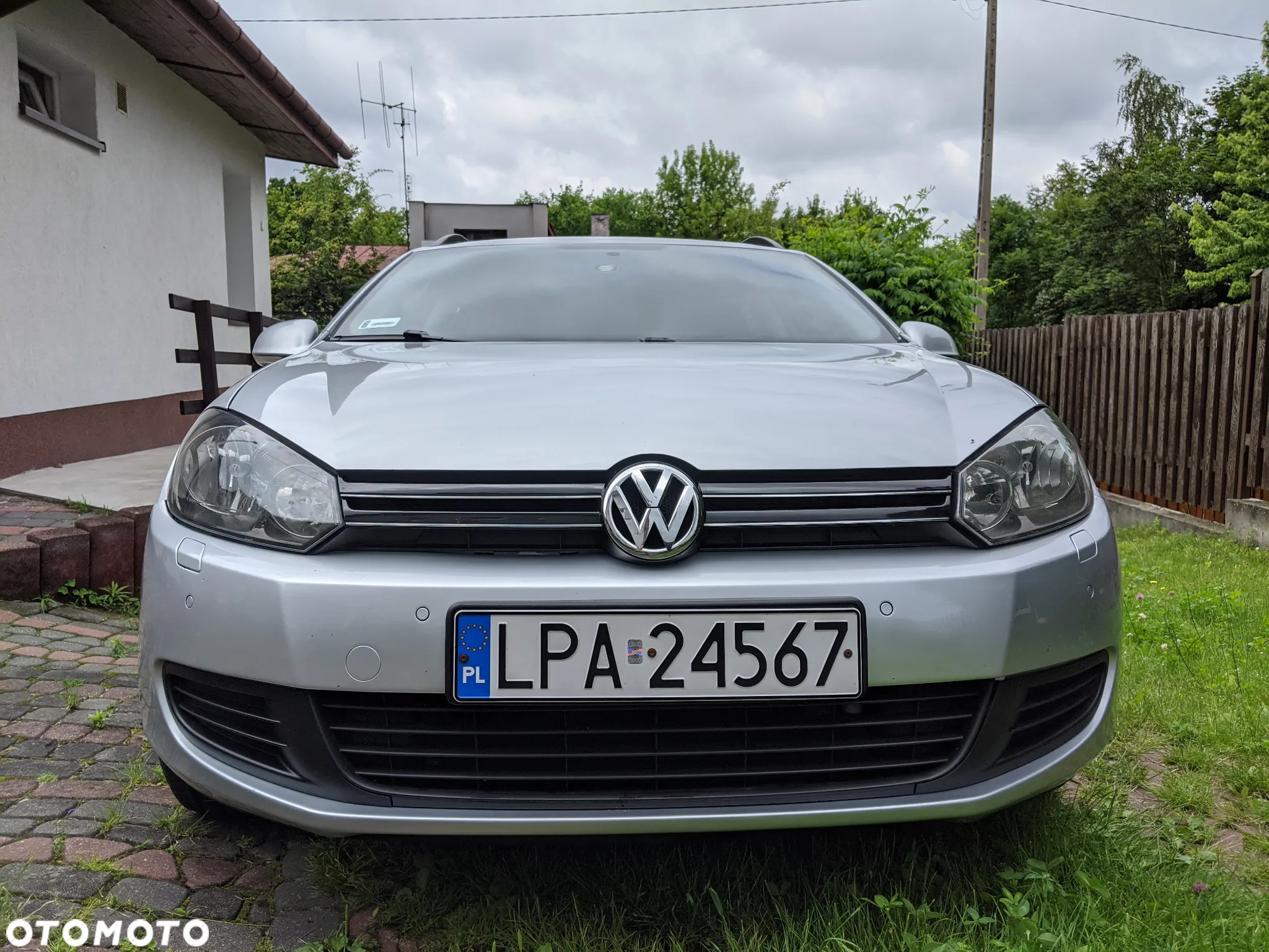 Volkswagen Golf - 2