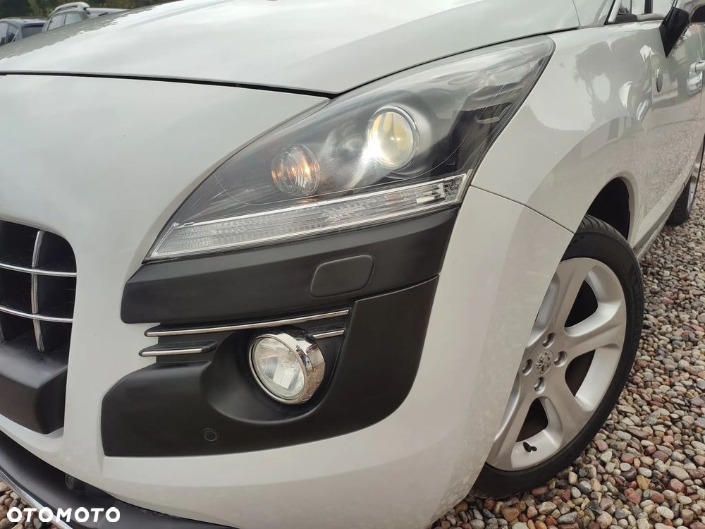 Peugeot 3008 HDi FAP 150 Roland Garros - 7