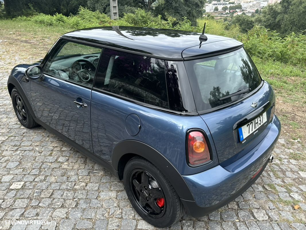 MINI 3 Portas Cooper D - 13