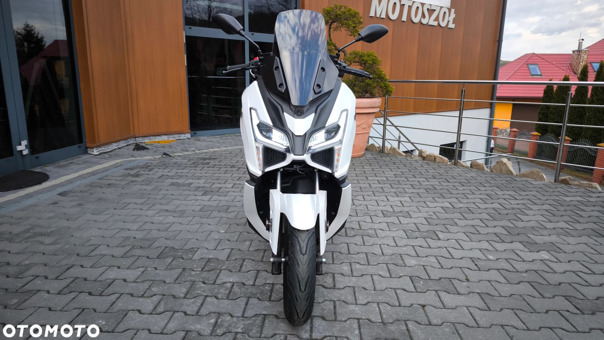 VOGE SR1 - 7