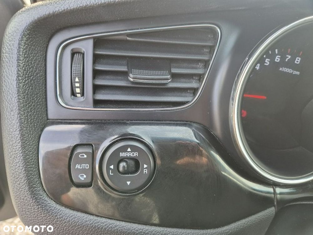 Kia Ceed - 25