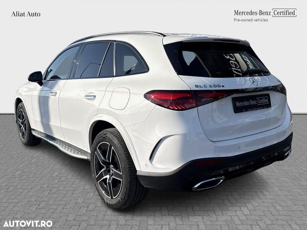 Mercedes-Benz GLC 300 e 4MATIC - 5