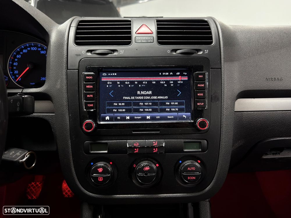 VW Golf 2.0 TDi Sport - 16