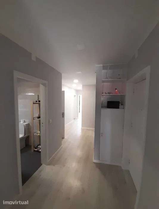 T3 com 2 casas de banho e garagem em Paranhos - Grande imagem: 2/12