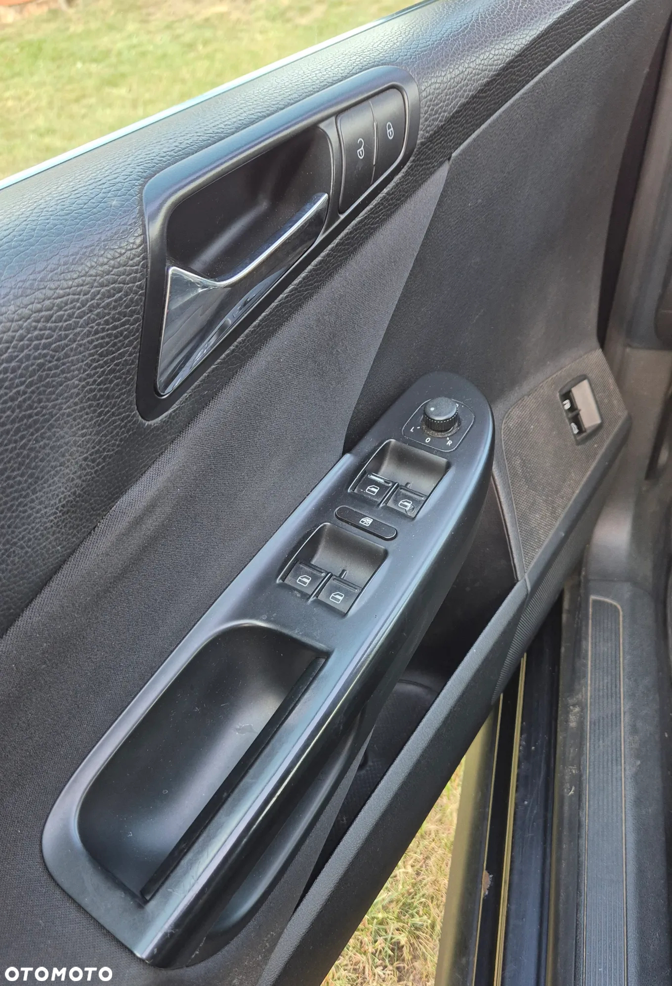 Volkswagen Passat 1.9 TDI Comfortline - 8