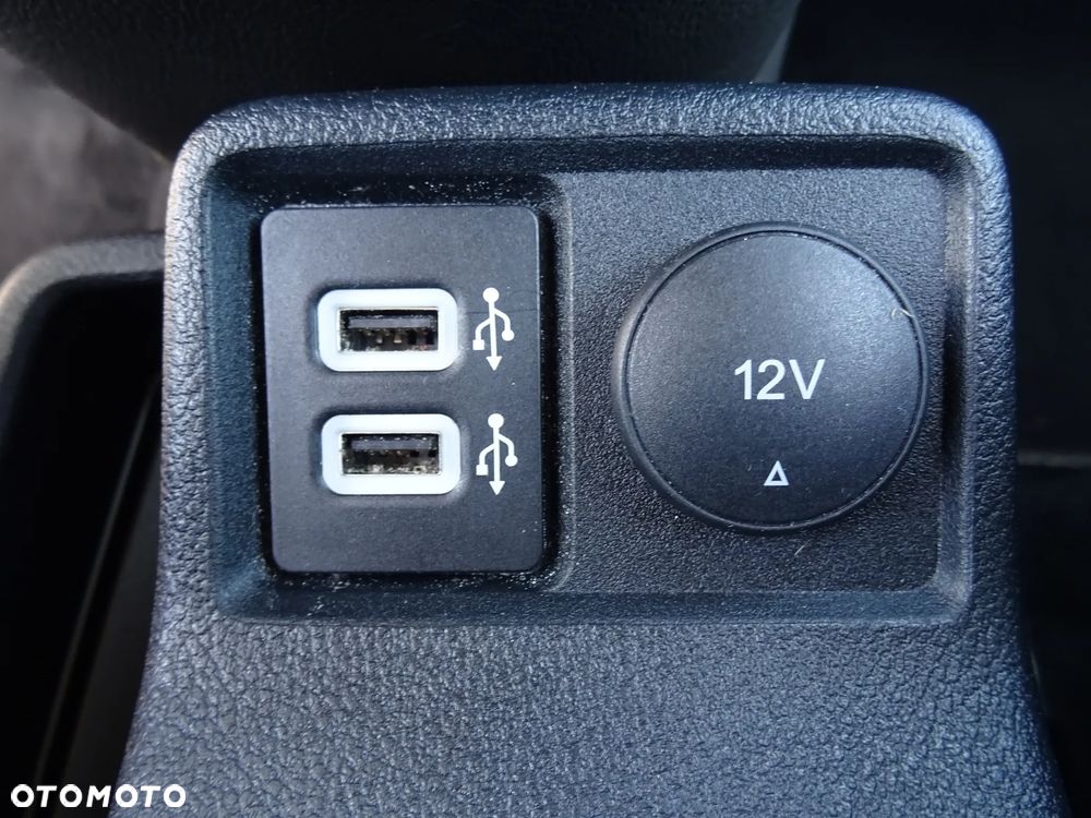 Ford Tourneo Connect 1.5TDCi Start-Stop Titanium - 33