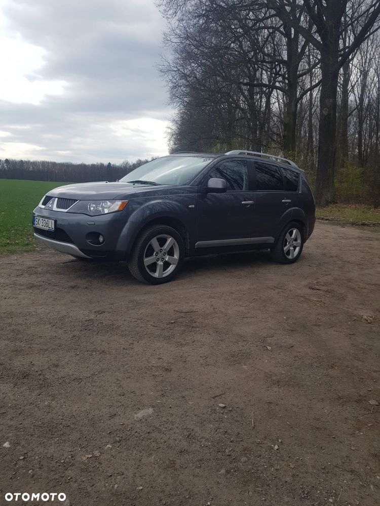 Mitsubishi Outlander 2.0 DID Intense - 4