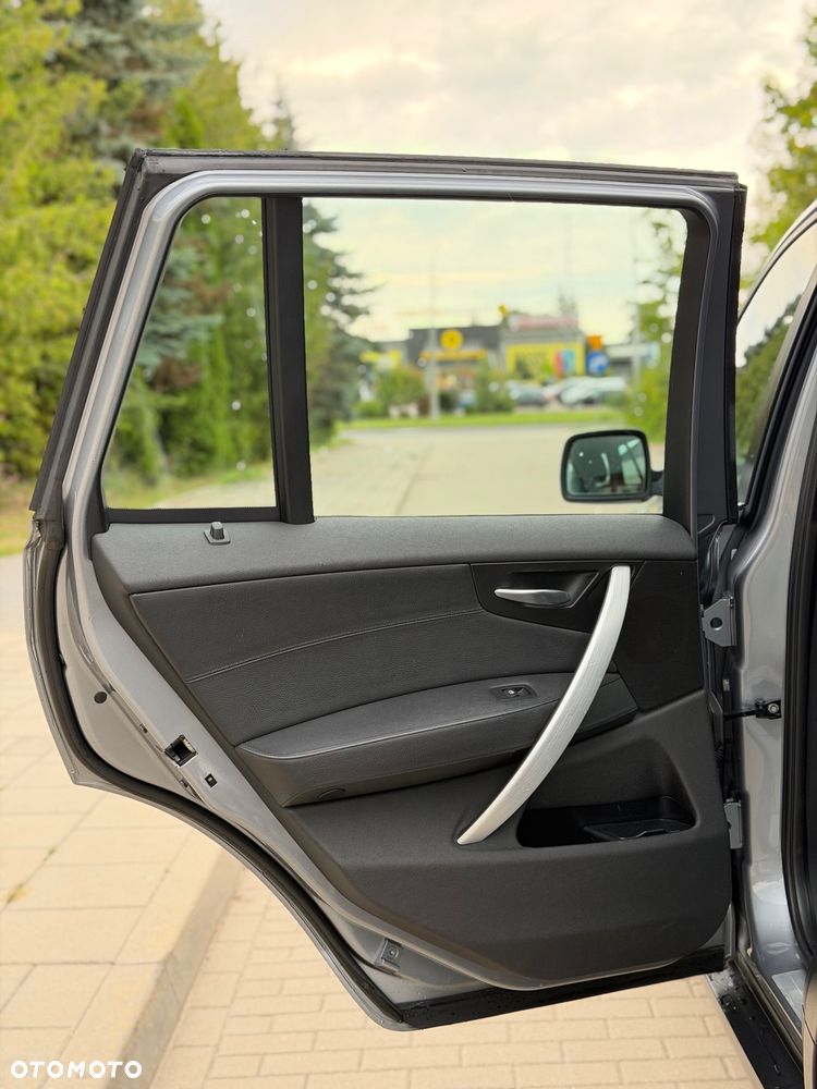 BMW X3 xDrive20d - 16