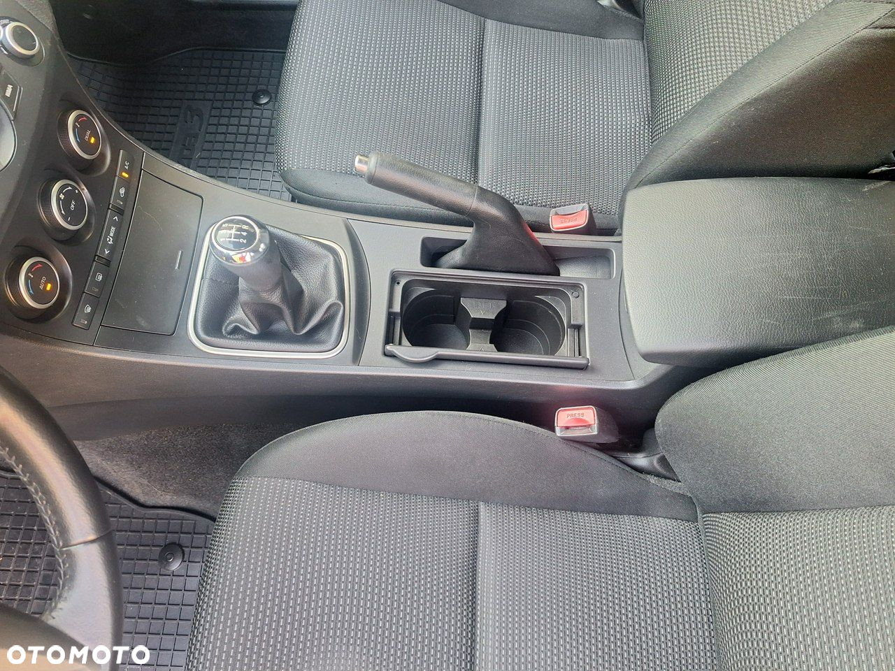 Mazda 3 1.6 MZR Active Plus - 20
