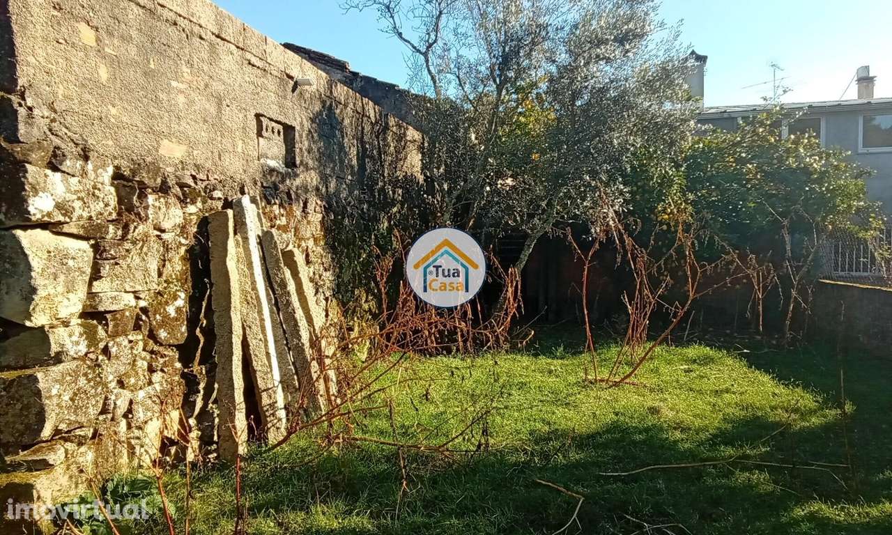 Moradia T4 para Reconstrução em Viseu - Grande imagem: 4/36