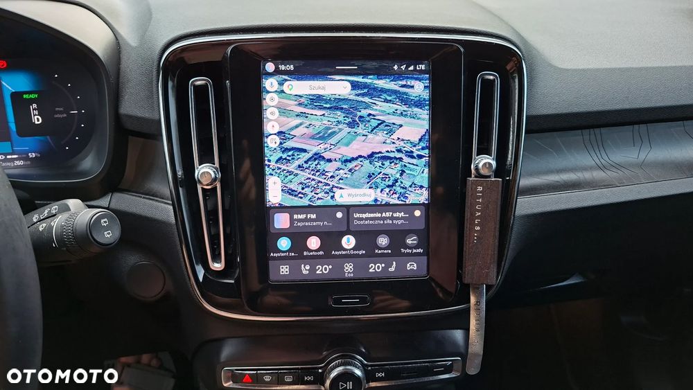 Volvo XC 40 82kWh Recharge Extended Range Plus - 21