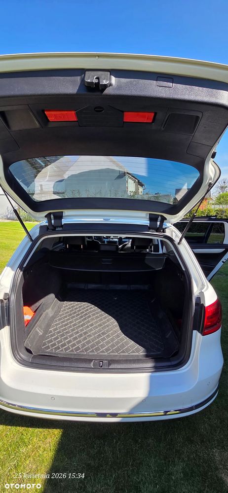 Volkswagen Passat 2.0 TDI DPF DSG Highline - 20